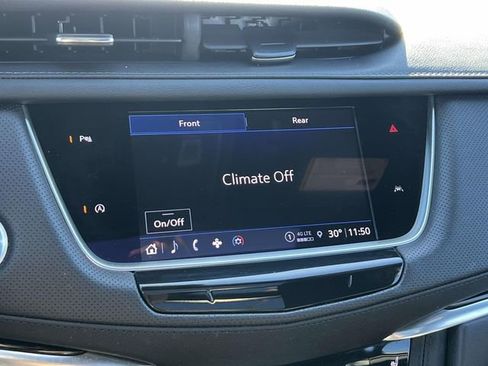 Used 2024 Cadillac XT6 Luxury w/ LPO, Floor Liner Package image 30