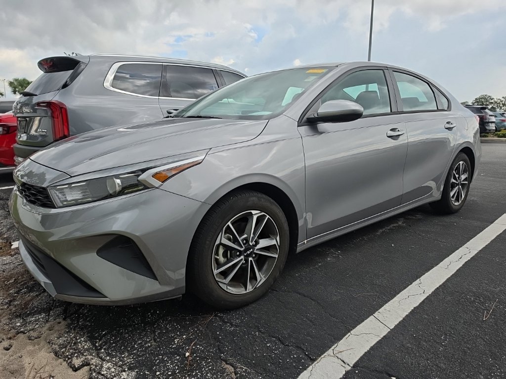 Certified 2023 Kia Forte LXS FWD image 7