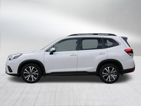 Used 2024 Subaru Forester Limited AWD/4WD image 4