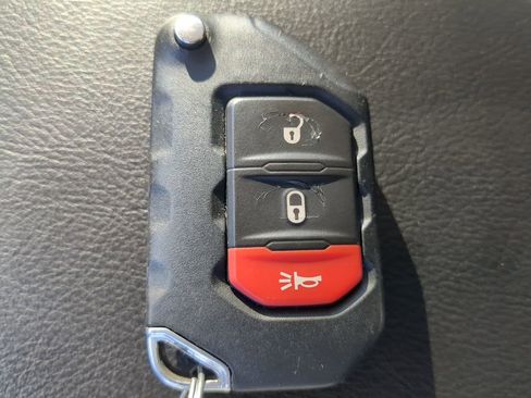 Used 2020 Jeep Wrangler Unlimited Sport S image 28