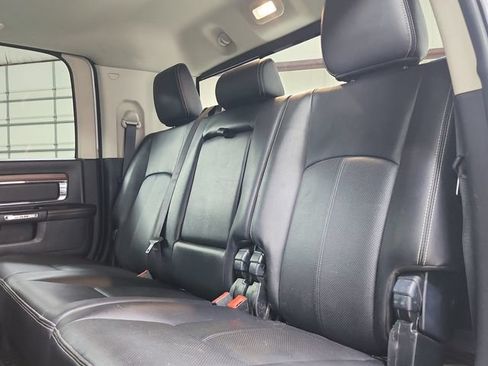 Used 2018 RAM 2500 Laramie w/ Convenience Group AWD/4WD image 11