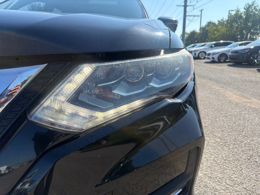 Used 2018 Nissan Rogue SL w/ Premium Package FWD image 10