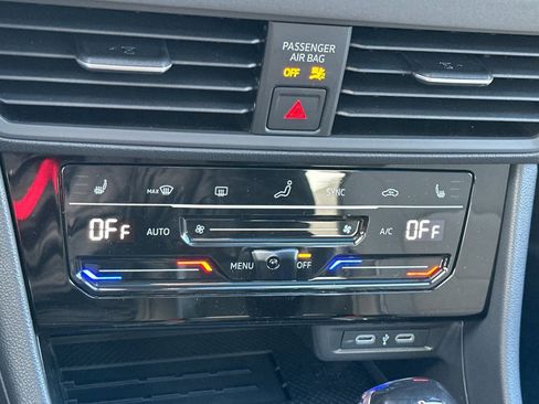 New 2026 Volkswagen Jetta SE image 18