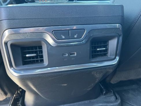 Used 2024 Chevrolet Silverado 1500 High Country w/ Midnight Edition image 32