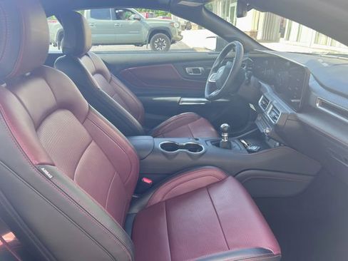 Used 2024 Ford Mustang GT Premium image 11