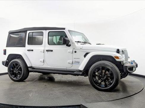 Used 2023 Jeep Wrangler Unlimited Sahara image 11