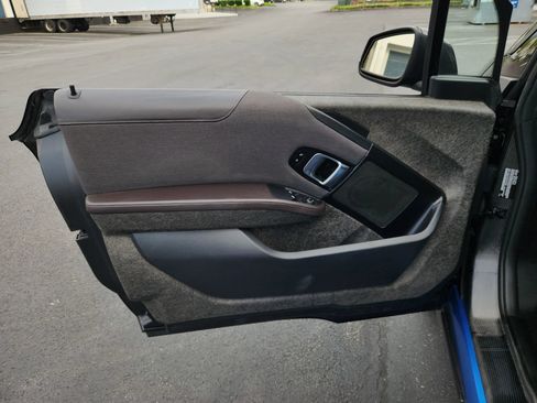 Used 2014 BMW i3 w/ Range Extender RWD image 17