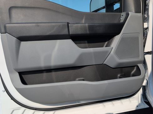 New 2026 Ford F550 4x4 Crew Cab Super Duty image 9