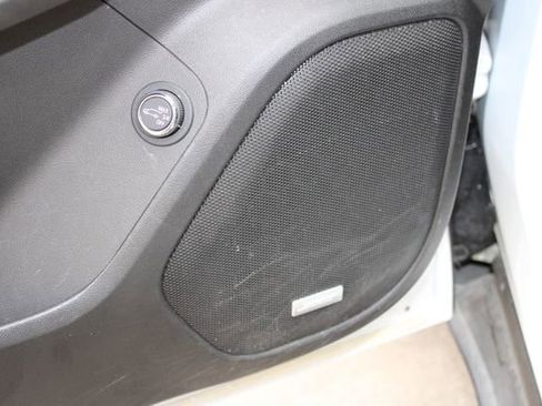 Used 2020 GMC Acadia SLT image 23