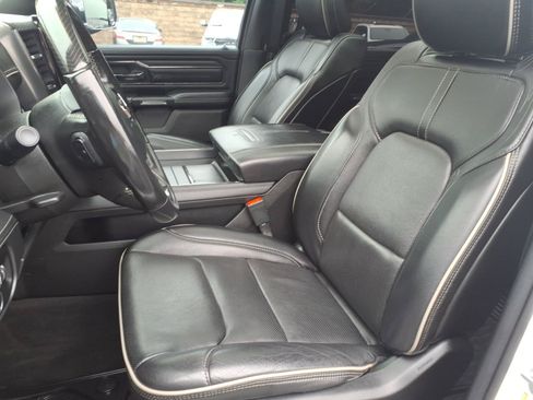 Used 2022 RAM 1500 Limited AWD/4WD image 12