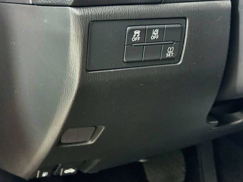 Used 2017 MAZDA MAZDA3 Grand Touring w/ Premium Equipment Package FWD image 12