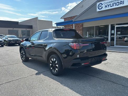 Certified 2025 Hyundai Santa Cruz SE AWD/4WD image 3