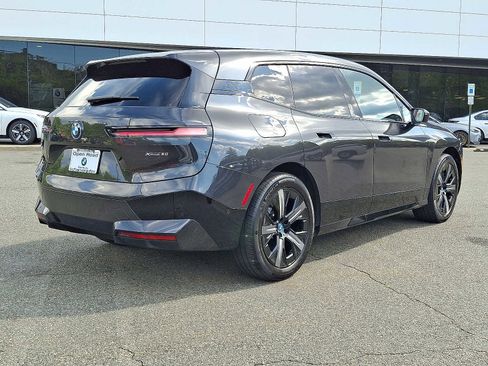 Used 2025 BMW iX xDrive50 w/ Premium Package image 6