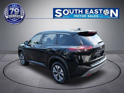 Used 2022 Nissan Rogue SV AWD/4WD image 5