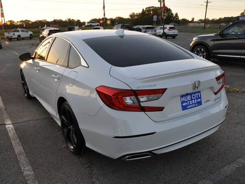Used 2020 Honda Accord Sport image 3