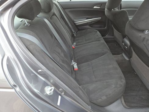 Used 2010 Honda Accord EX image 17