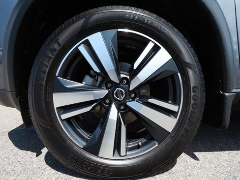 Used 2021 Nissan Rogue SL w/ Premium Package FWD image 9