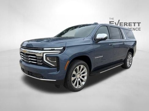 New 2026 Chevrolet Suburban Premier w/ Sun And Tow Package AWD/4WD image 3