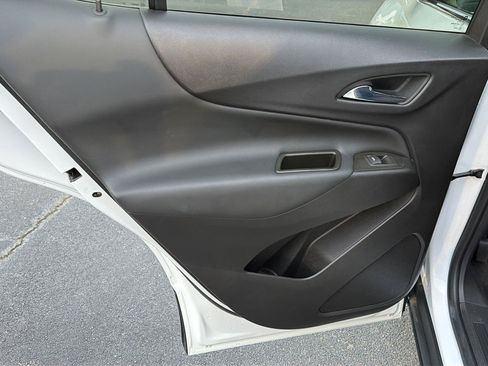 Used 2023 Chevrolet Equinox LT w/ LPO, Cargo Package FWD image 17