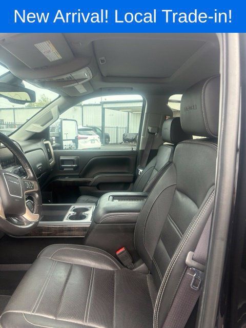 Used 2016 GMC Sierra 2500 Denali w/ Duramax Plus Package AWD/4WD image 2