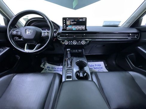 Used 2022 Honda Civic Touring image 19