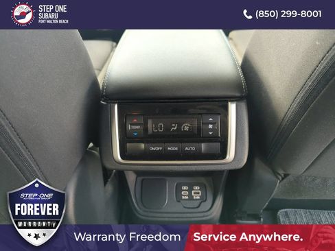 Used 2023 Subaru Ascent Premium w/ Convenience Package AWD/4WD image 34