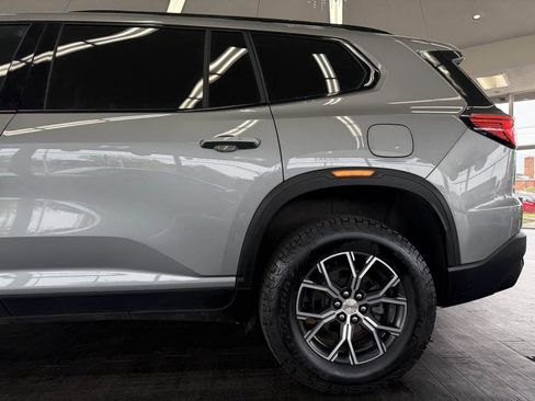 Used 2024 GMC Acadia AT4 w/ Luxury Package AWD/4WD image 19