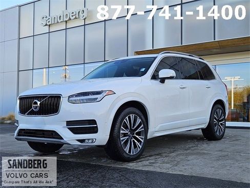 Used 2017 Volvo XC90 T5 Momentum w/ Vision Package image 1