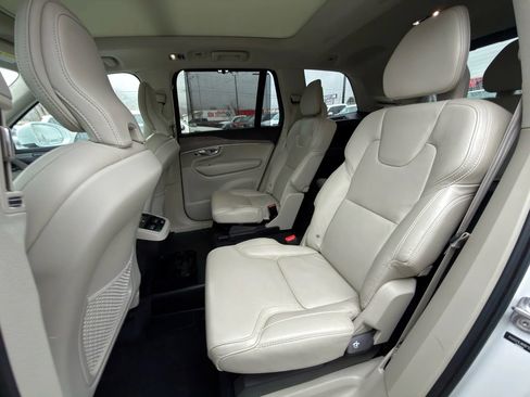 Used 2022 Volvo XC90 T6 Inscription w/ Advanced Package image 23