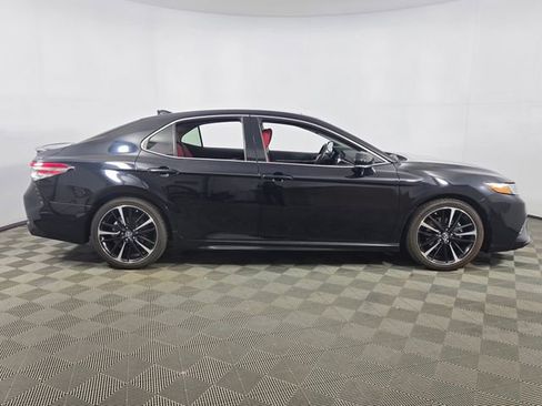 Used 2019 Toyota Camry XSE image 13