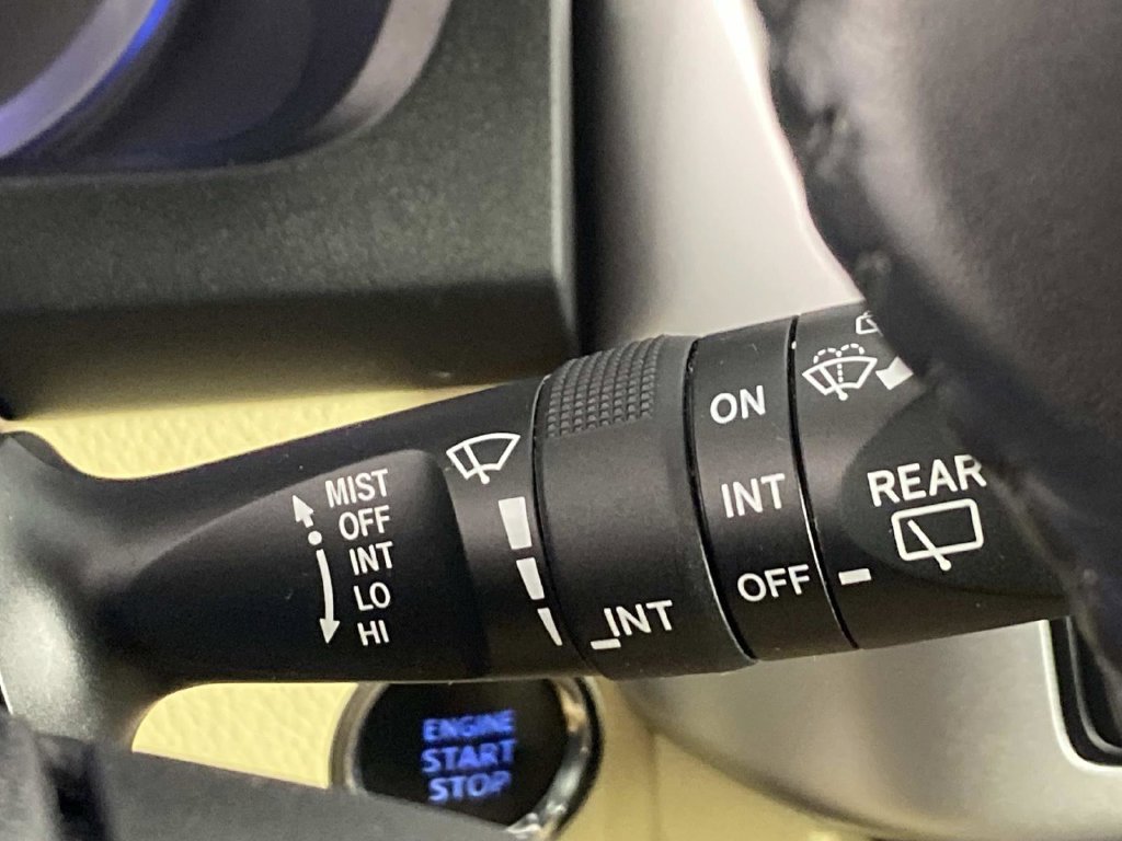 Used 2019 Toyota Highlander XLE AWD/4WD image 20