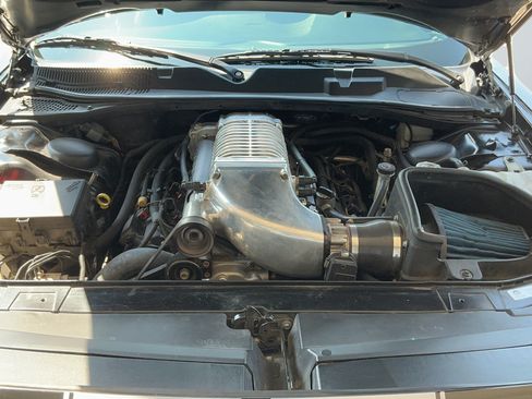 Used 2015 Dodge Challenger SRT w/ Technology Group RWD image 21