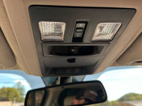 Used 2018 RAM 2500 Limited image 15