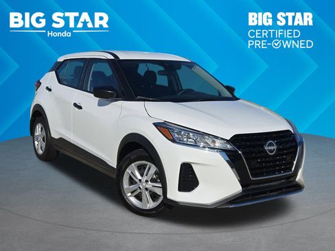 Used 2024 Nissan Kicks S FWD image 1