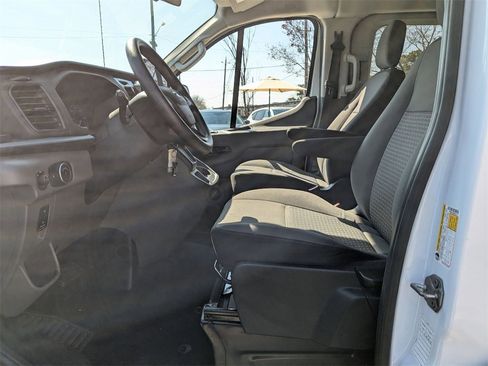 Used 2024 Ford Transit 350 XLT image 23
