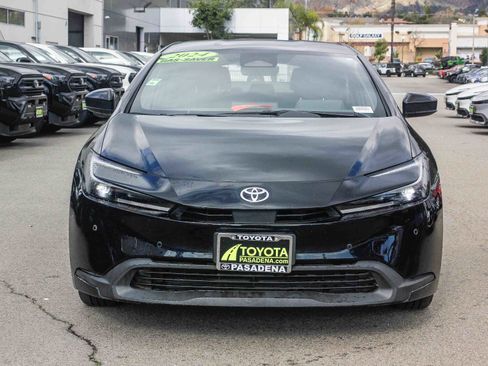 Used 2024 Toyota Prius LE image 2