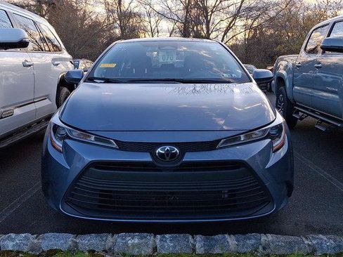 Certified 2023 Toyota Corolla LE image 3