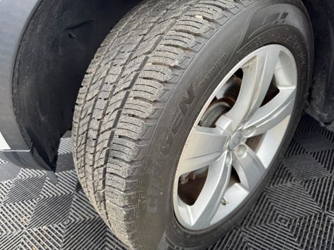 Used 2018 Land Rover Discovery Sport HSE image 52