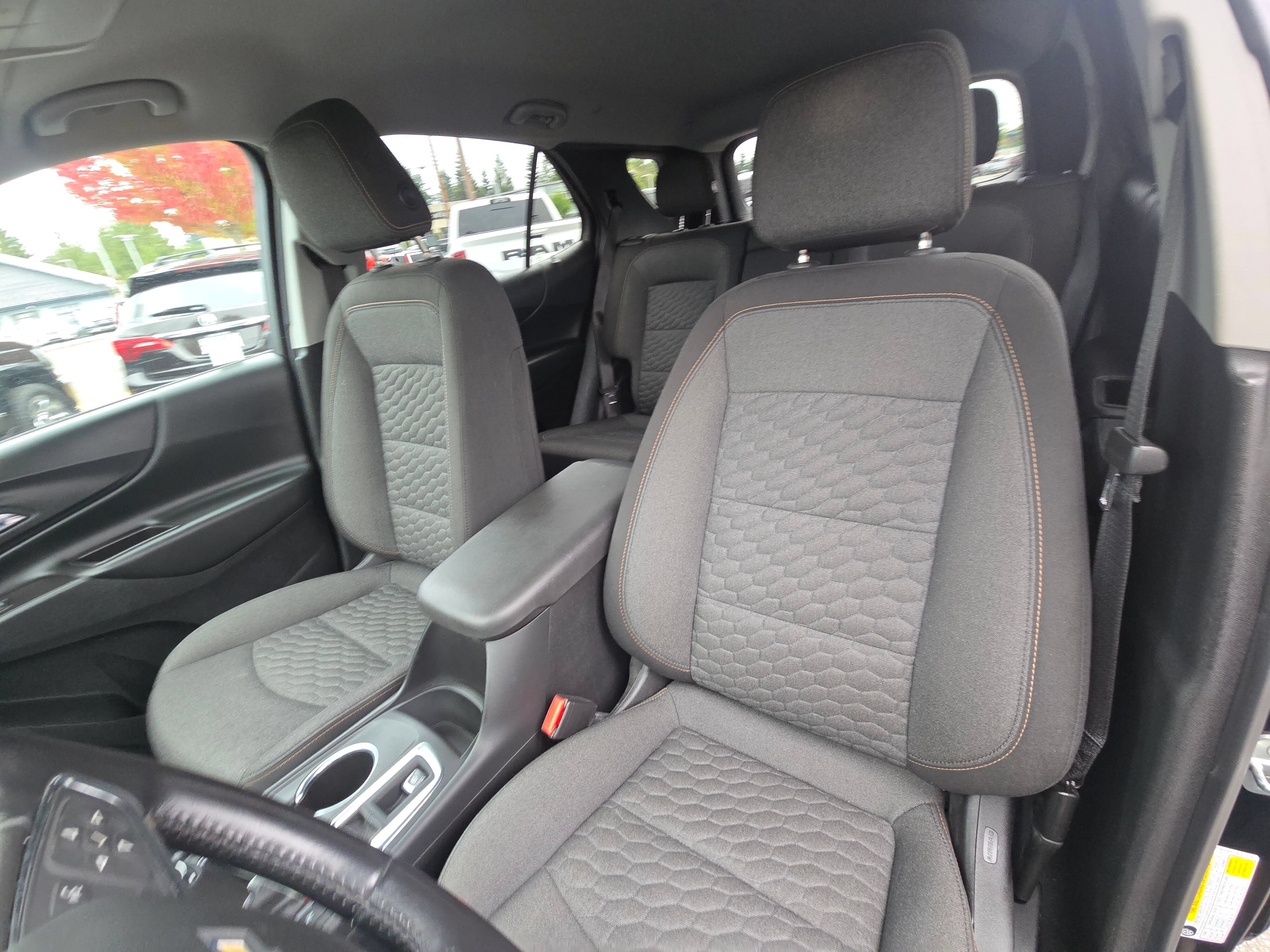Used 2020 Chevrolet Equinox LT FWD image 22