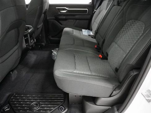 New 2026 RAM 1500 4x4 Crew Cab image 28