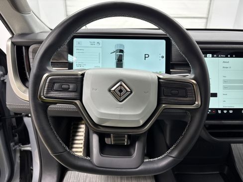 Used 2023 Rivian R1T Adventure image 26