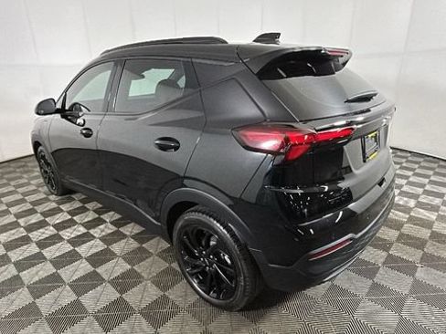 Used 2027 Chevrolet Bolt RS FWD image 4