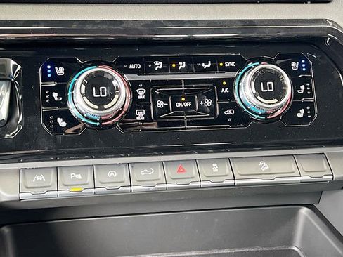 New 2026 GMC Sierra 1500 AT4 w/ AT4 Premium Package image 11