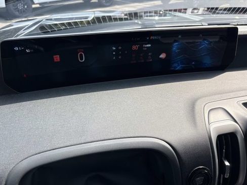 Certified 2025 Ford Expedition Active RWD image 37