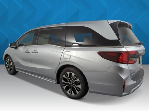 New 2026 Honda Odyssey Elite image 2