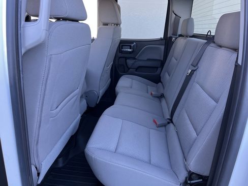 Used 2019 Chevrolet Silverado 1500 Custom w/ Custom Convenience Package image 13