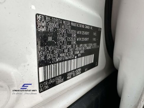 Used 2024 Toyota RAV4 XLE image 20
