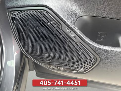 Used 2019 Toyota RAV4 XSE AWD/4WD image 12