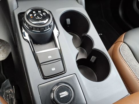 Used 2024 Ford Bronco Sport Outer Banks w/ Tech Package image 22