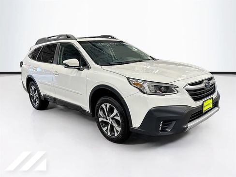 Used 2021 Subaru Outback Limited w/ Tech Package 3 AWD/4WD image 3